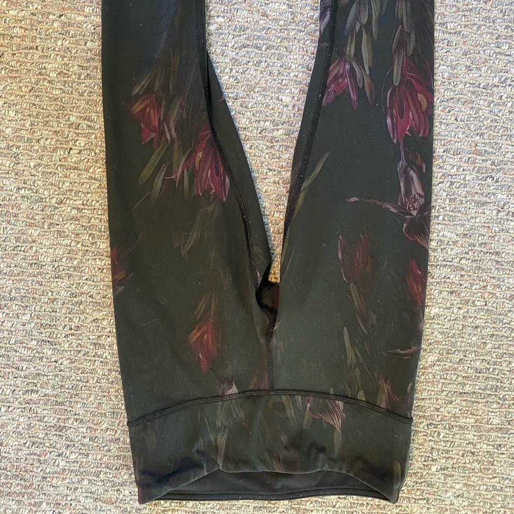 lululemon cropped leggings